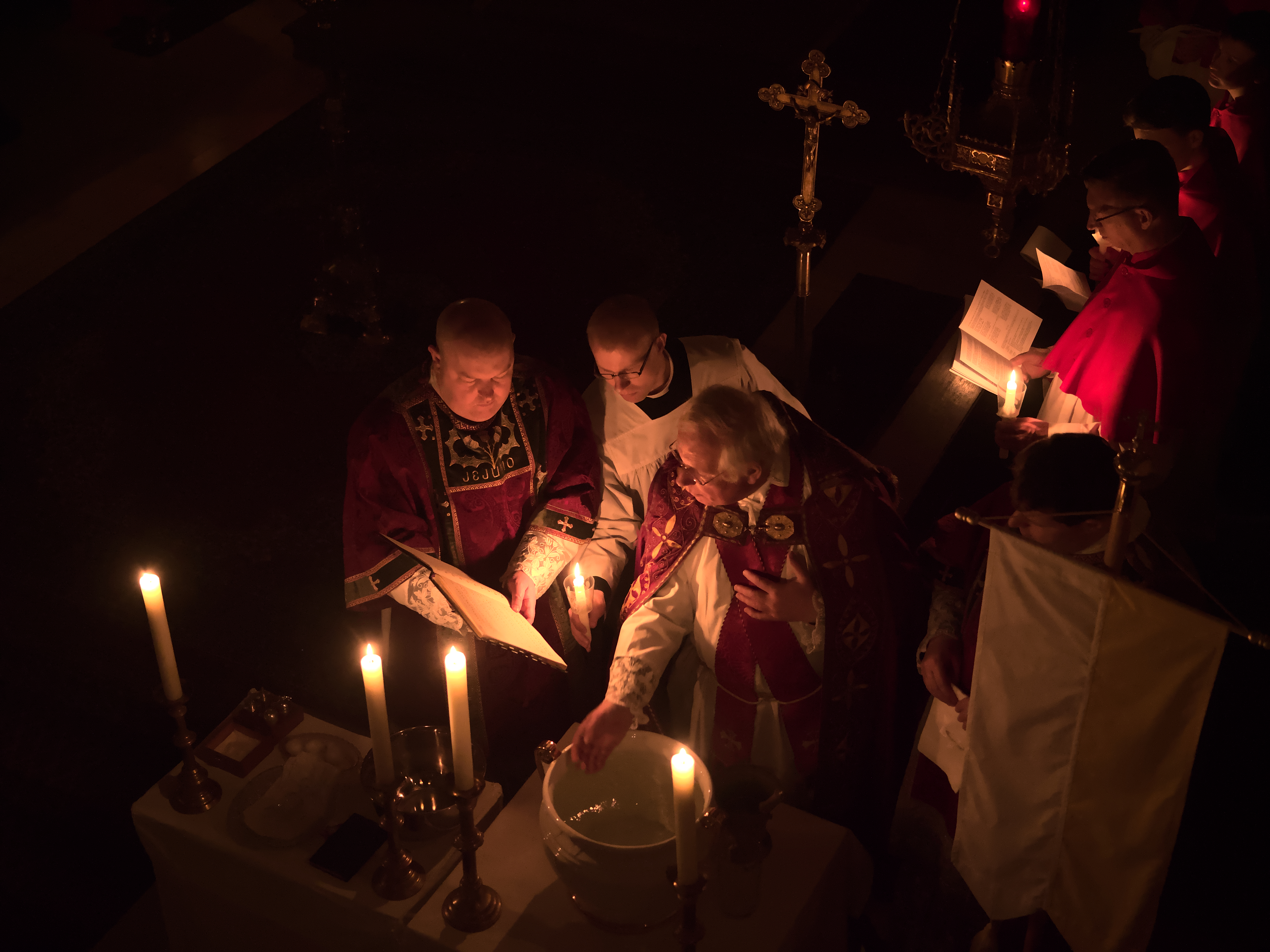 „Es gibt wunderbare evangelische Pfarrer. Es gibt vielleicht sogar ein paar wunderbare evangelische Pfarrerinnen“ „Es gibt wunderbare evangelische Pfarrer. Es gibt vielleicht sogar ein paar wunderbare evangelische Pfarrerinnen“