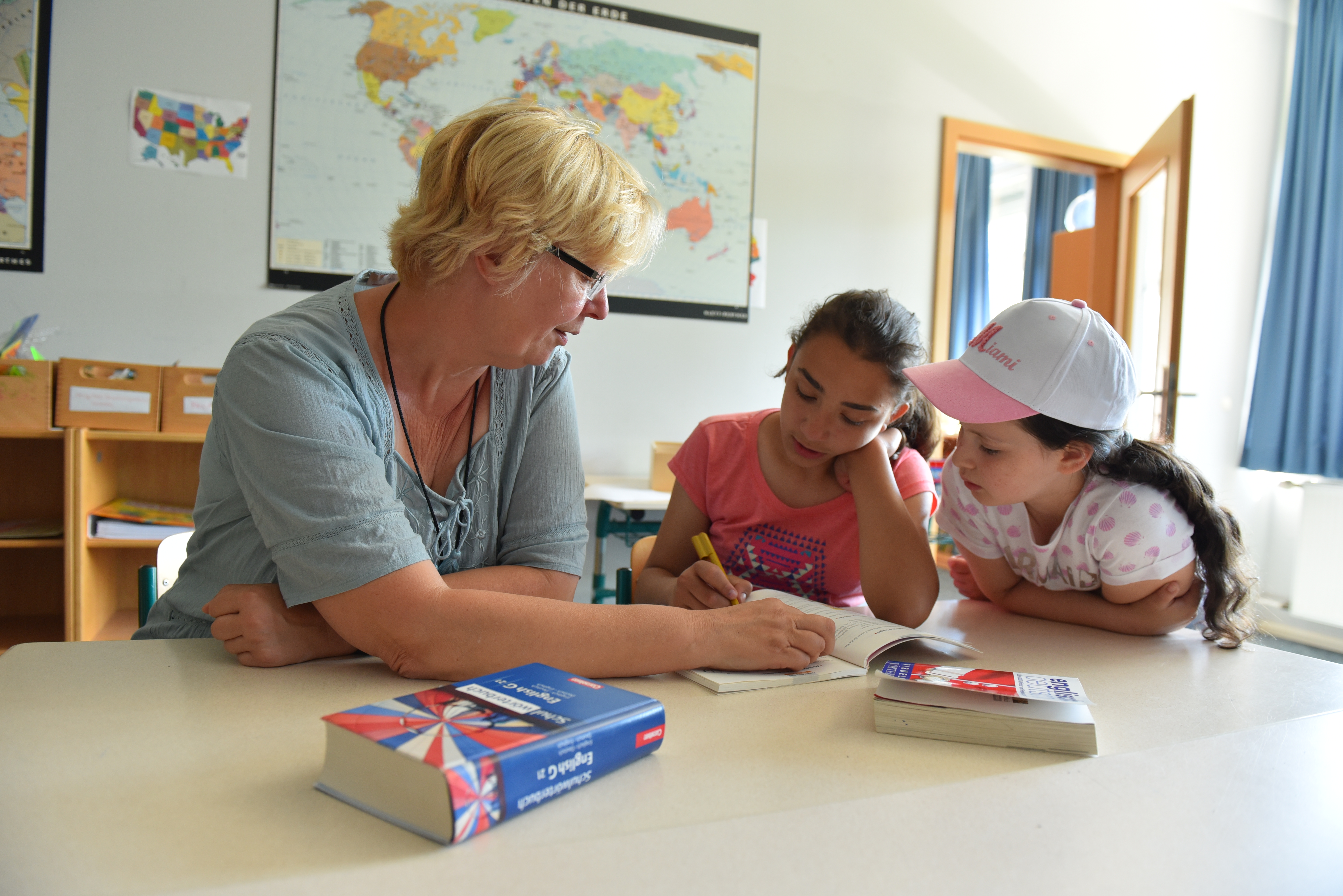 Arche-Mitarbeiterin gibt Kindern Nachhilfe: „Wir haben viele Kinder, die nicht an sich glauben“ Arche-Mitarbeiterin gibt Kindern Nachhilfe: „Wir haben viele Kinder, die nicht an sich glauben“