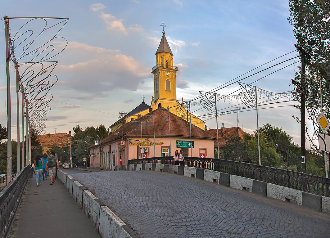 Berehove/Beregszász, römisch-katholische Kirche Heilig-Kreuzerhöhung, Воздвиження Святого Хреста