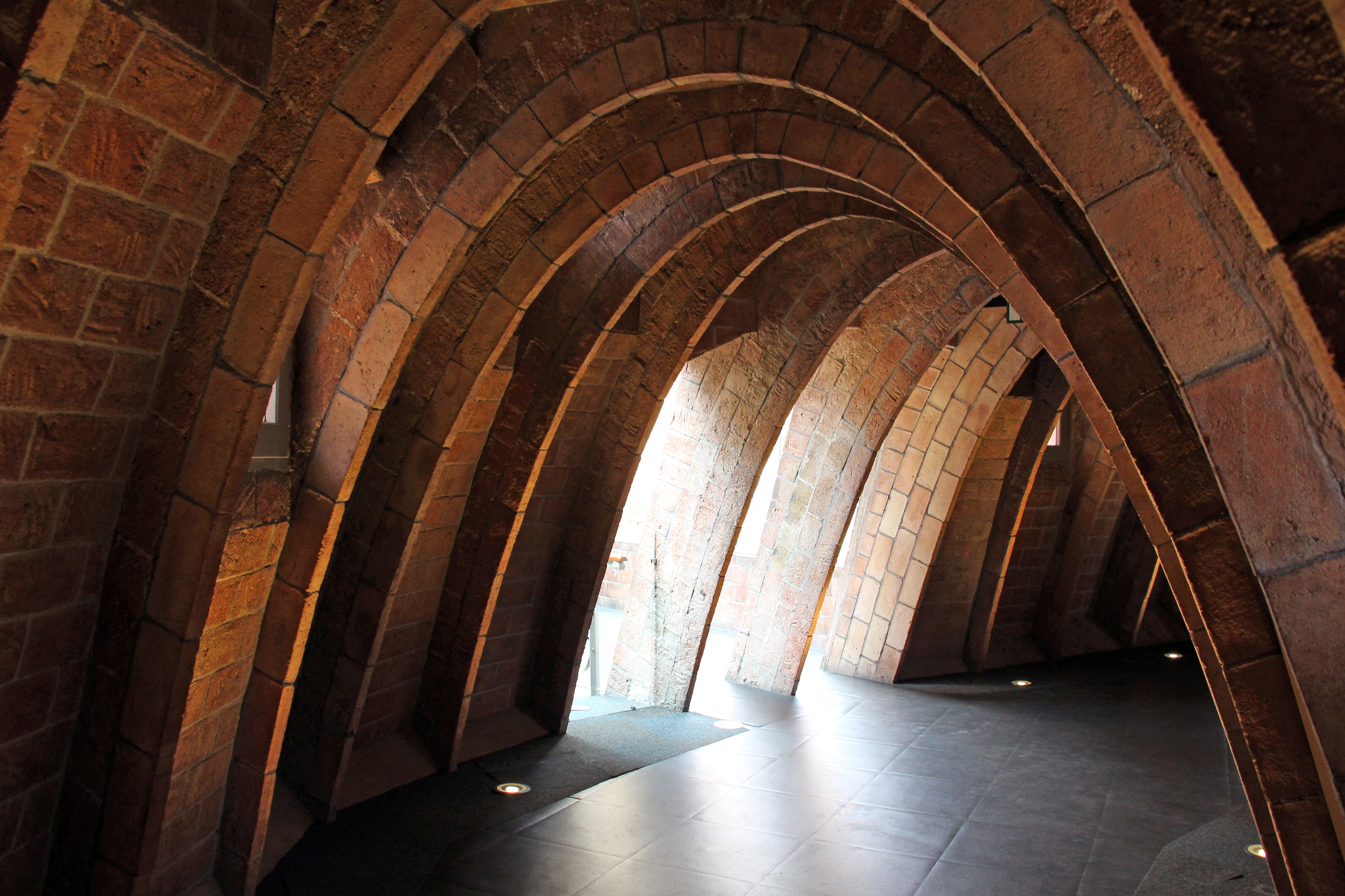 Dachgeschoss in der Casa Milà, Barcelona, 2017