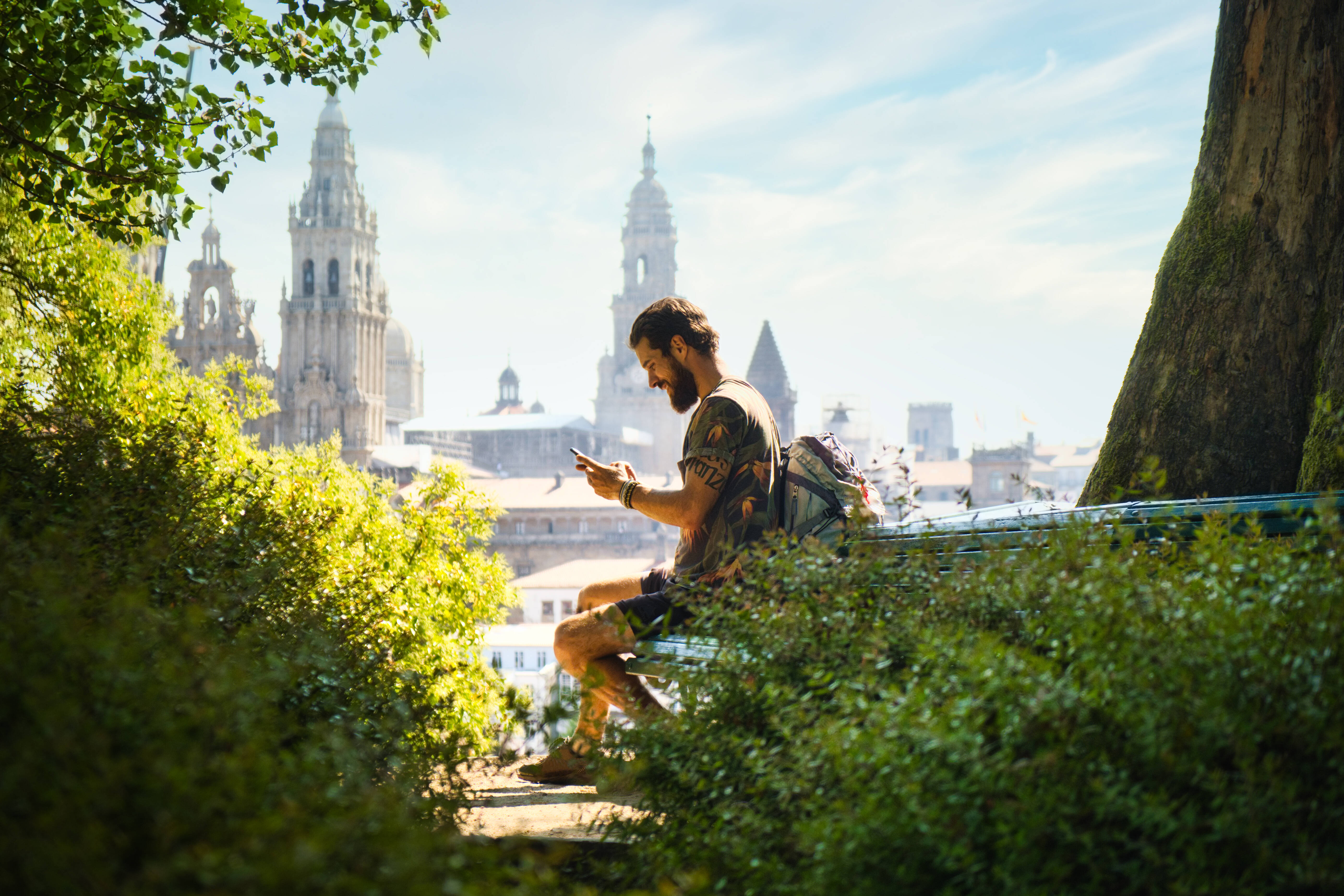 Auf dem Jakobsweg: Im Hintergrund der Zielort Santiago de Compostela