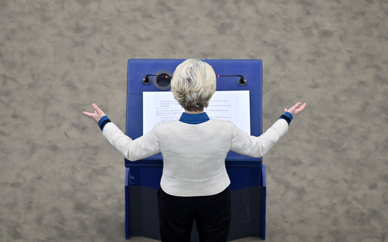 EU-Kommissionspräsidentin Ursula von der Leyen (CDU) bei der Wahl eines neuen Vizepräsidenten des EU-Parlaments, Straßburg, 18.01.2023