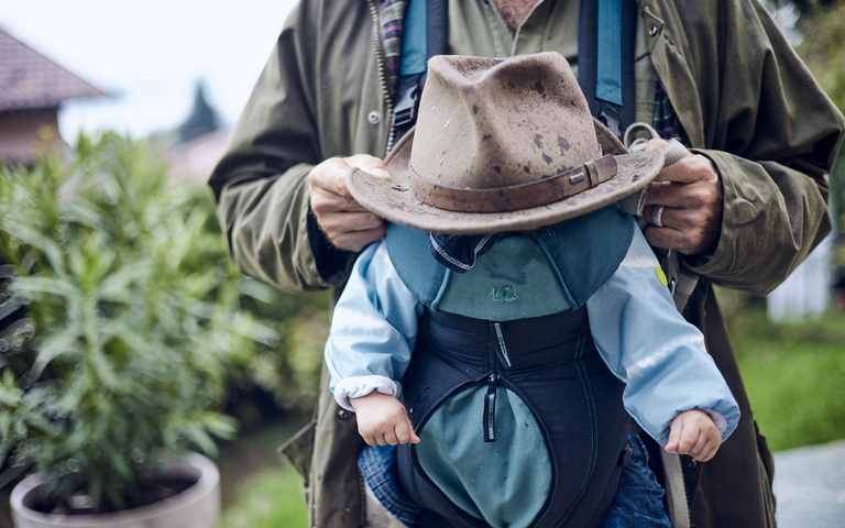 Karneval für Nicht-Jecken: Eine Verkleidung macht aus Kleidern das, was das Verlernen mit dem Lernen macht