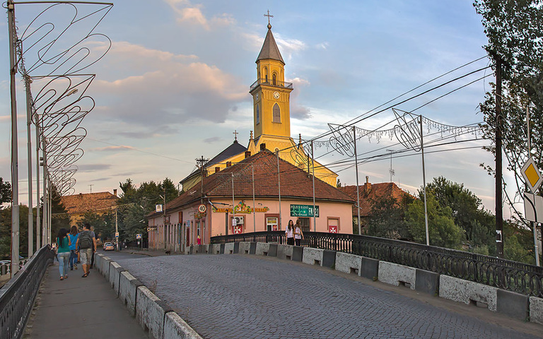 Berehove/Beregszász, römisch-katholische Kirche Heilig-Kreuzerhöhung, Воздвиження Святого Хреста