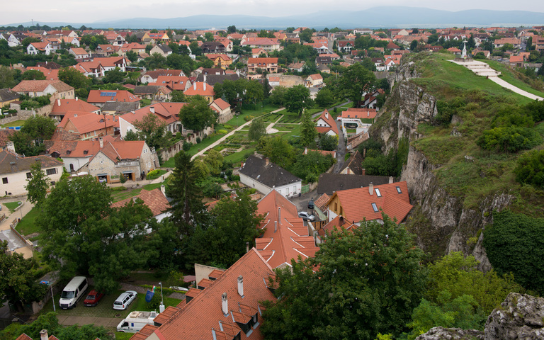 Blick auf Veszprém von dem Jeruzalemhegy aus