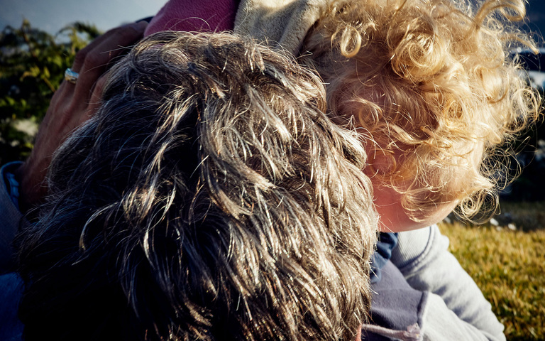 Vater Stock mit 15 Monate alter Tochter; Nahaufnahme