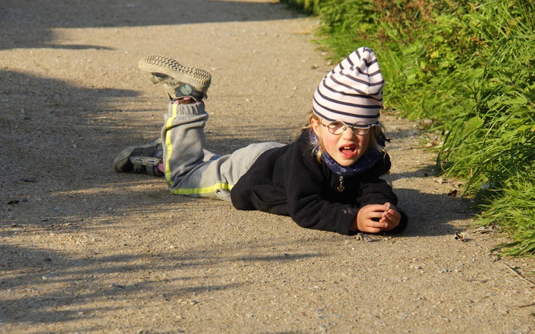 Kind, das aufbegehrt