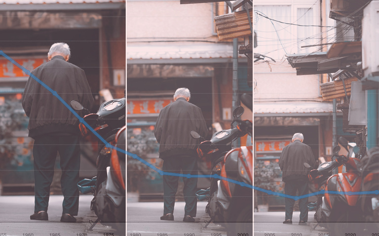 Ein einsamer Senior in Taiwans Hauptstadt Taipeh: Die Geburtenziffer zeigt start nach unten
