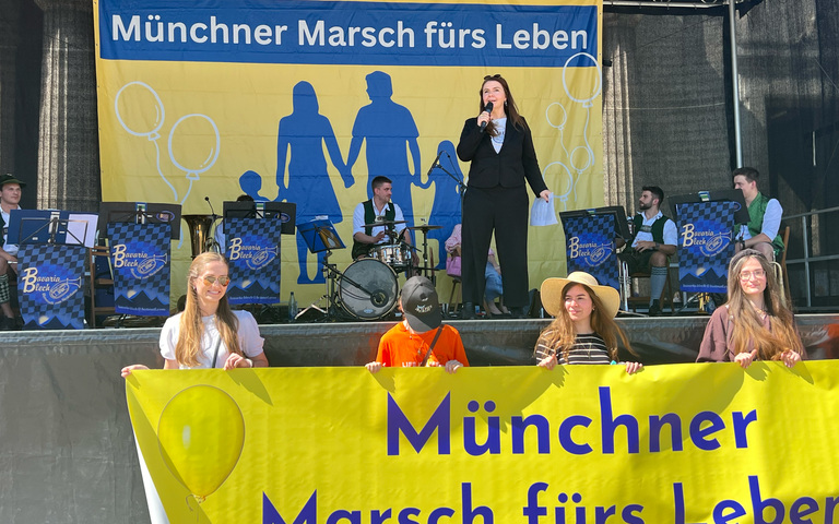 Birgit Kelle auf dem Münchner Marsch fürs Leben 2024