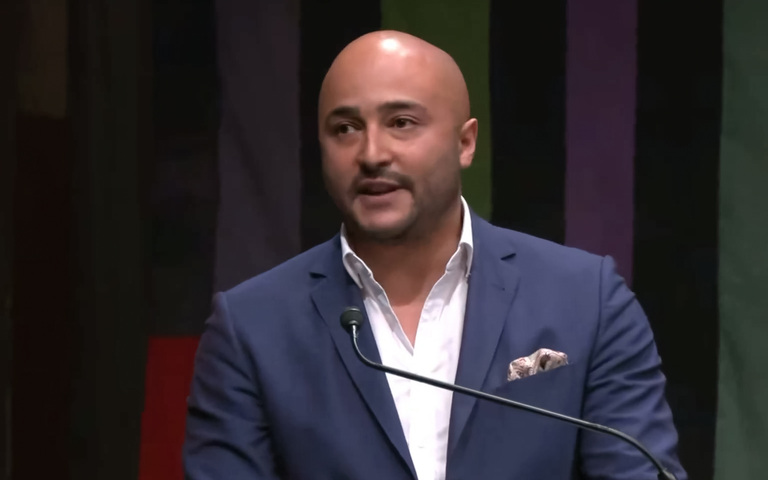 Robert Willacker bei seiner Rede auf den Wiener Festwochen, 07.06.2024