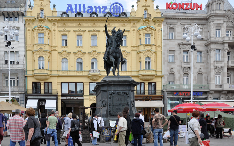 Reiterstandbild des kroatischen Nationalhelden Ban Josip Jelačić im Zentrum von Zagreb