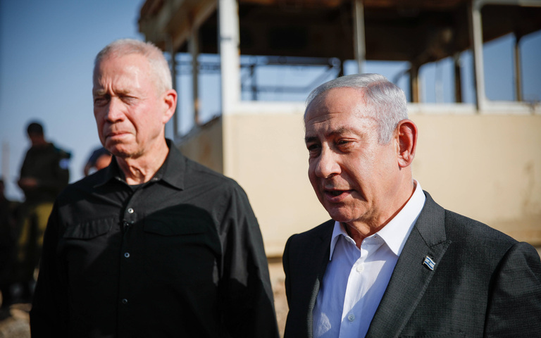 Israels Ministerpräsidenten Benjamin Netanjahu mit seinem früheren Verteidigungsminister Joaw Galant