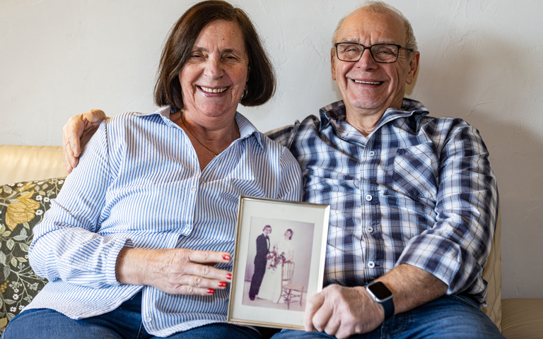 Paar feiert Goldene Hochzeit