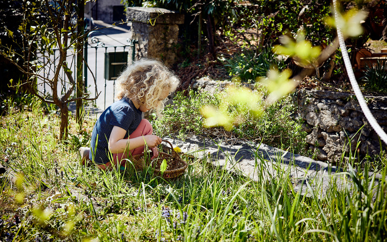 Ostereiersuche im Garten