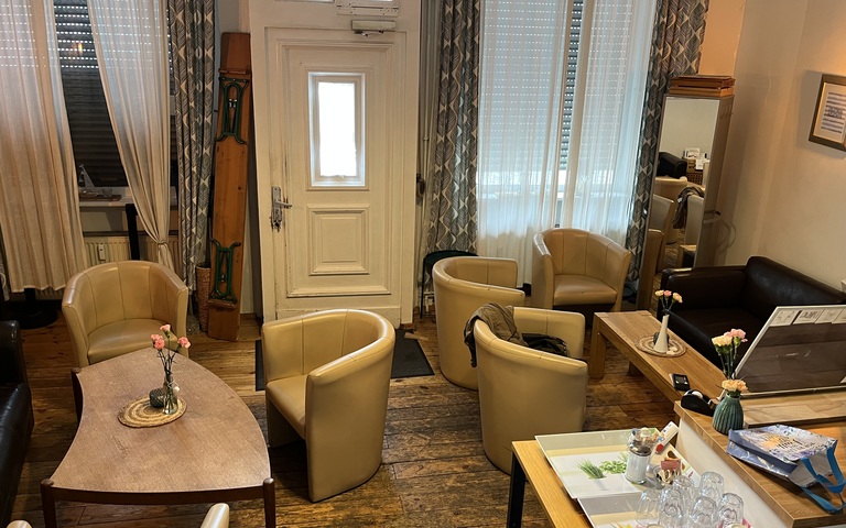 Innenraum Café Neustart 1