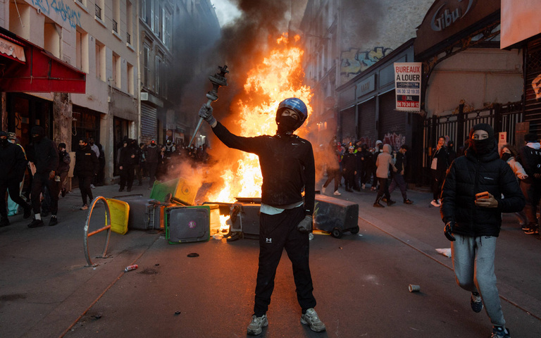 Gewaltsame Proteste in Paris im Oktober 2026